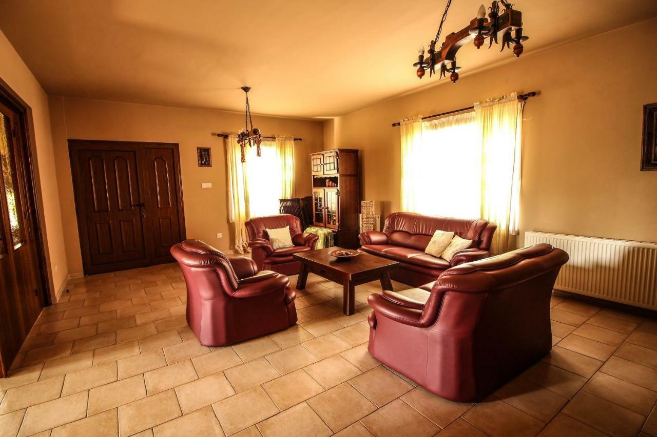 Villa Rustic House Xylophaghou Esterno foto
